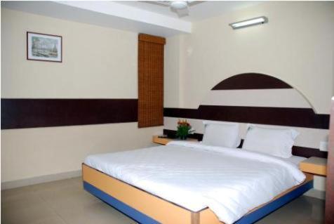 Mgr Regency Hotel Pondicherry Room photo